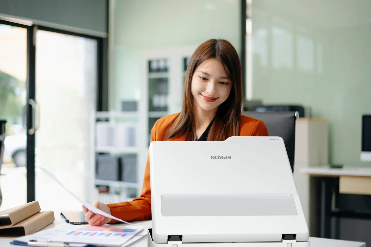 Scanners<Epson Scanner à plat A3 WorkForce DS-51000WN avec connexion réseau et Wi-Fi